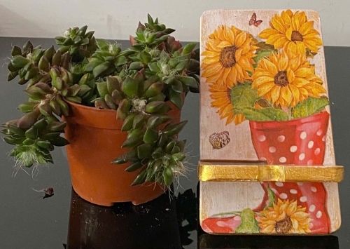 Giá đỡ điện thoại nhỏ 4 x 14cm